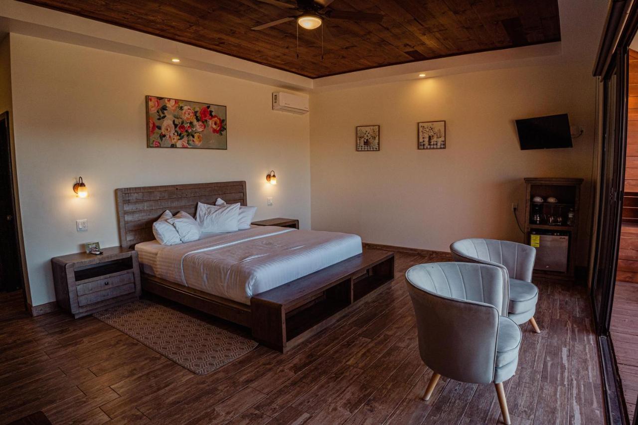 ואלה דה גוואדלופה Entrevalle Hotel Boutique מראה חיצוני תמונה