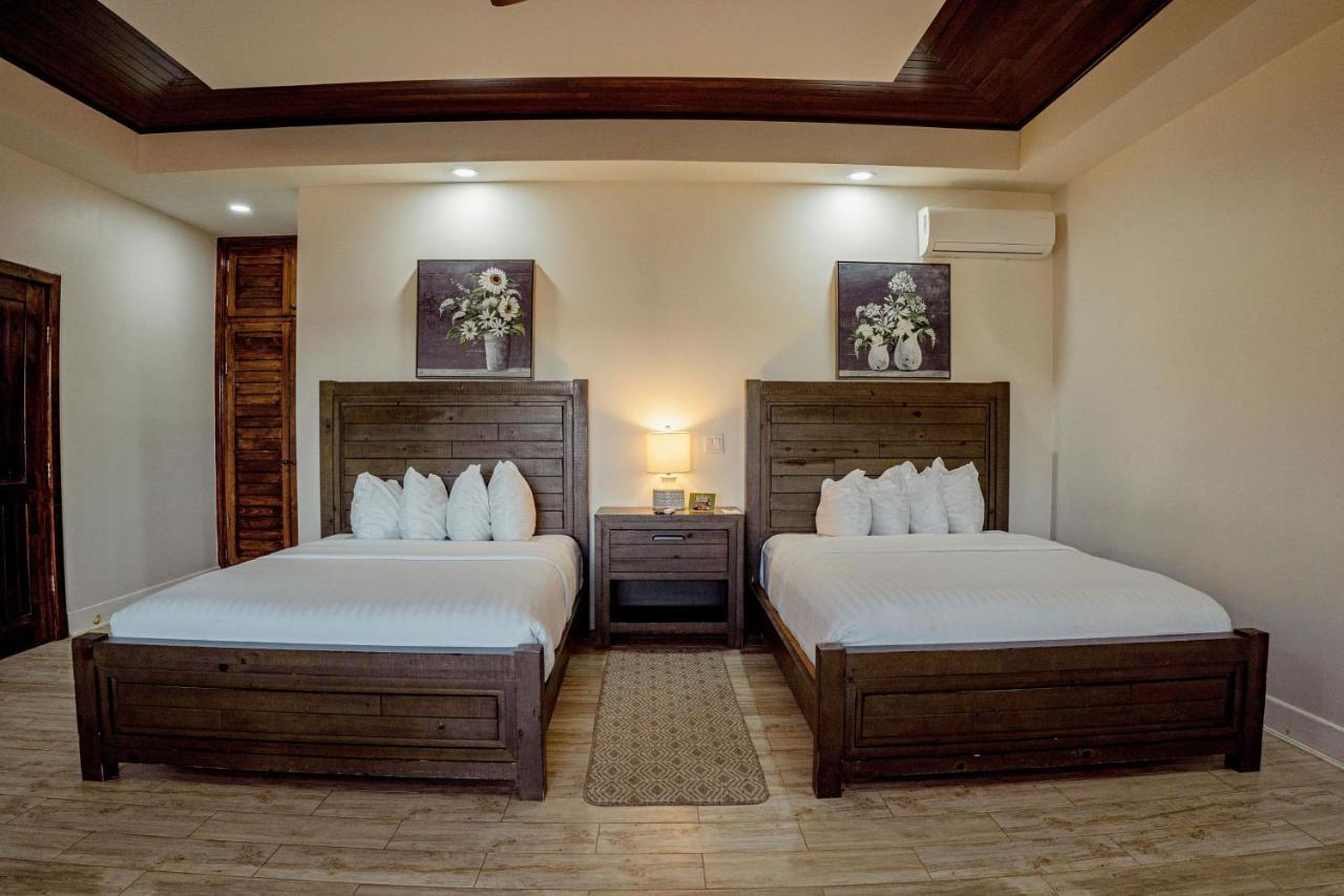 ואלה דה גוואדלופה Entrevalle Hotel Boutique מראה חיצוני תמונה